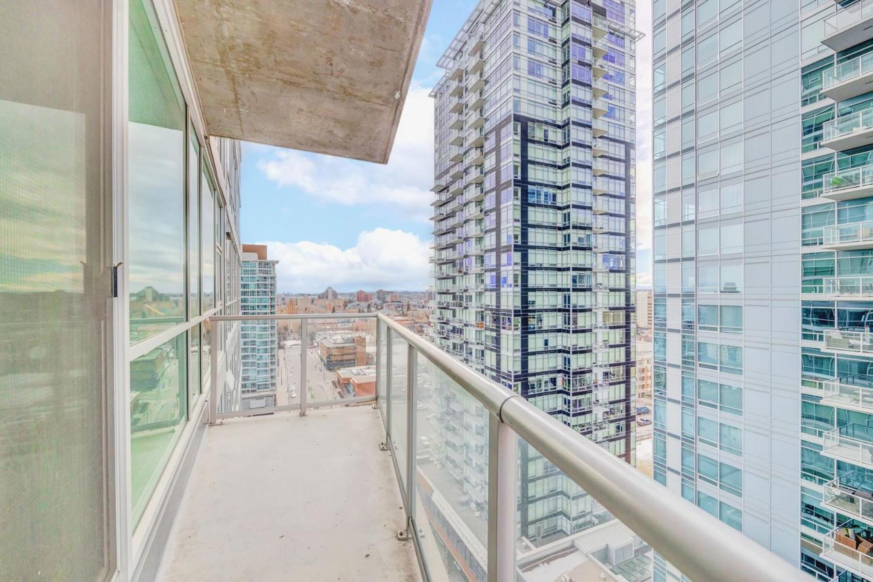 Luxury 2Br Condo - King Bed - Stunning City Views Calgary Exterior photo