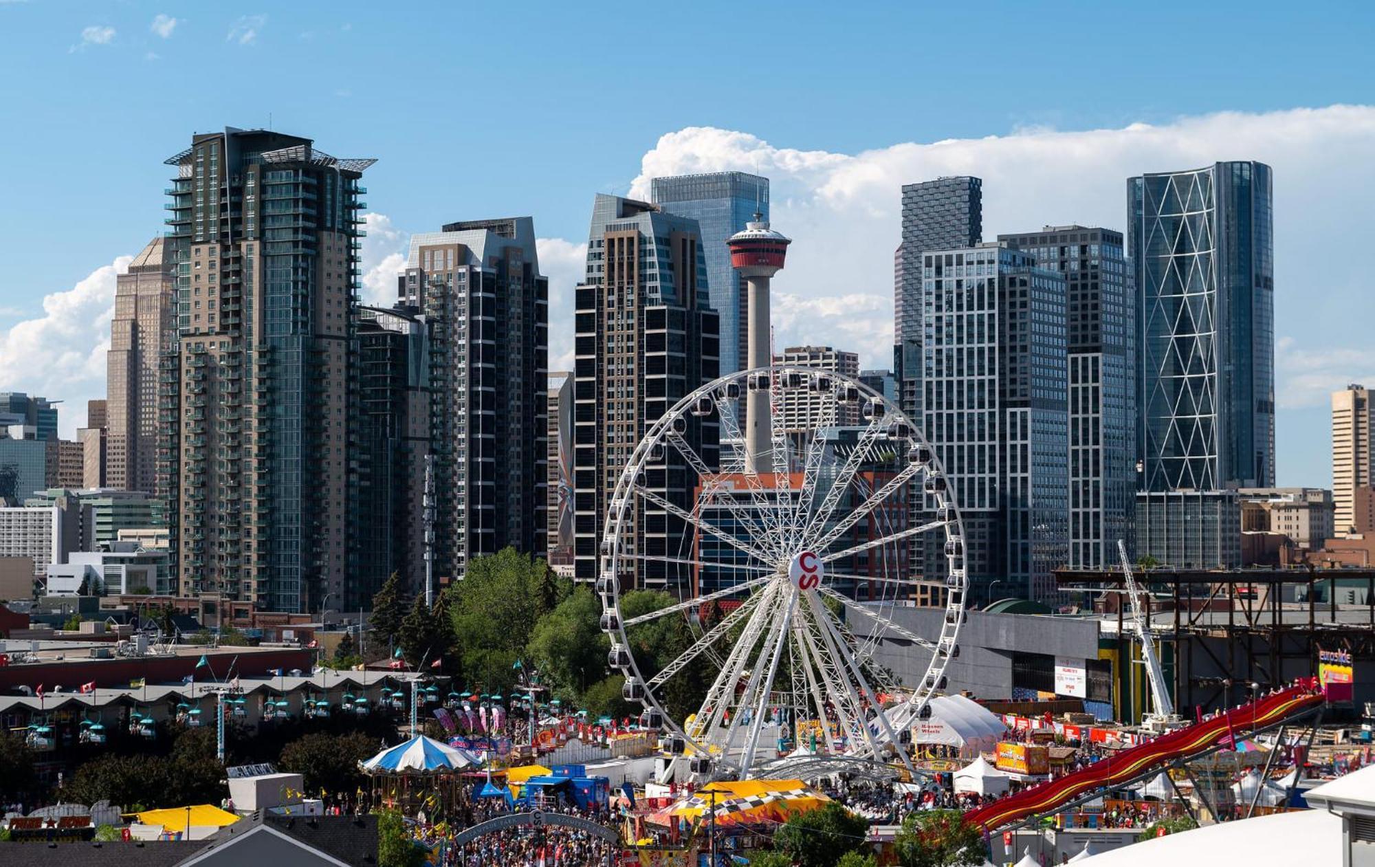 Luxury 2Br Condo - King Bed - Stunning City Views Calgary Exterior photo